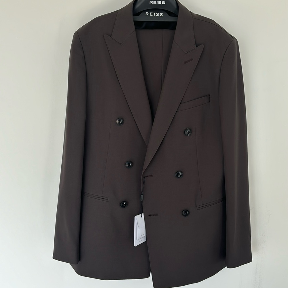 Reese of London men’s suit, chocolate Brown jacket, size 40 and pants size 32